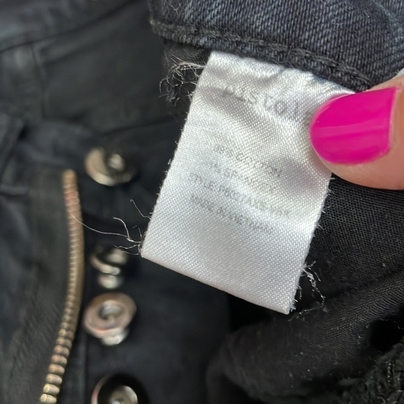 PISTOLA Nico very distressed ring zipper buttons fly cropped jeans - Picture 11 of 11